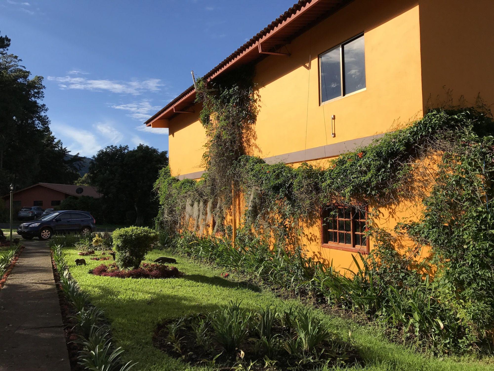 Santuario Lodge Agro-Hotel Букет Екстериор снимка