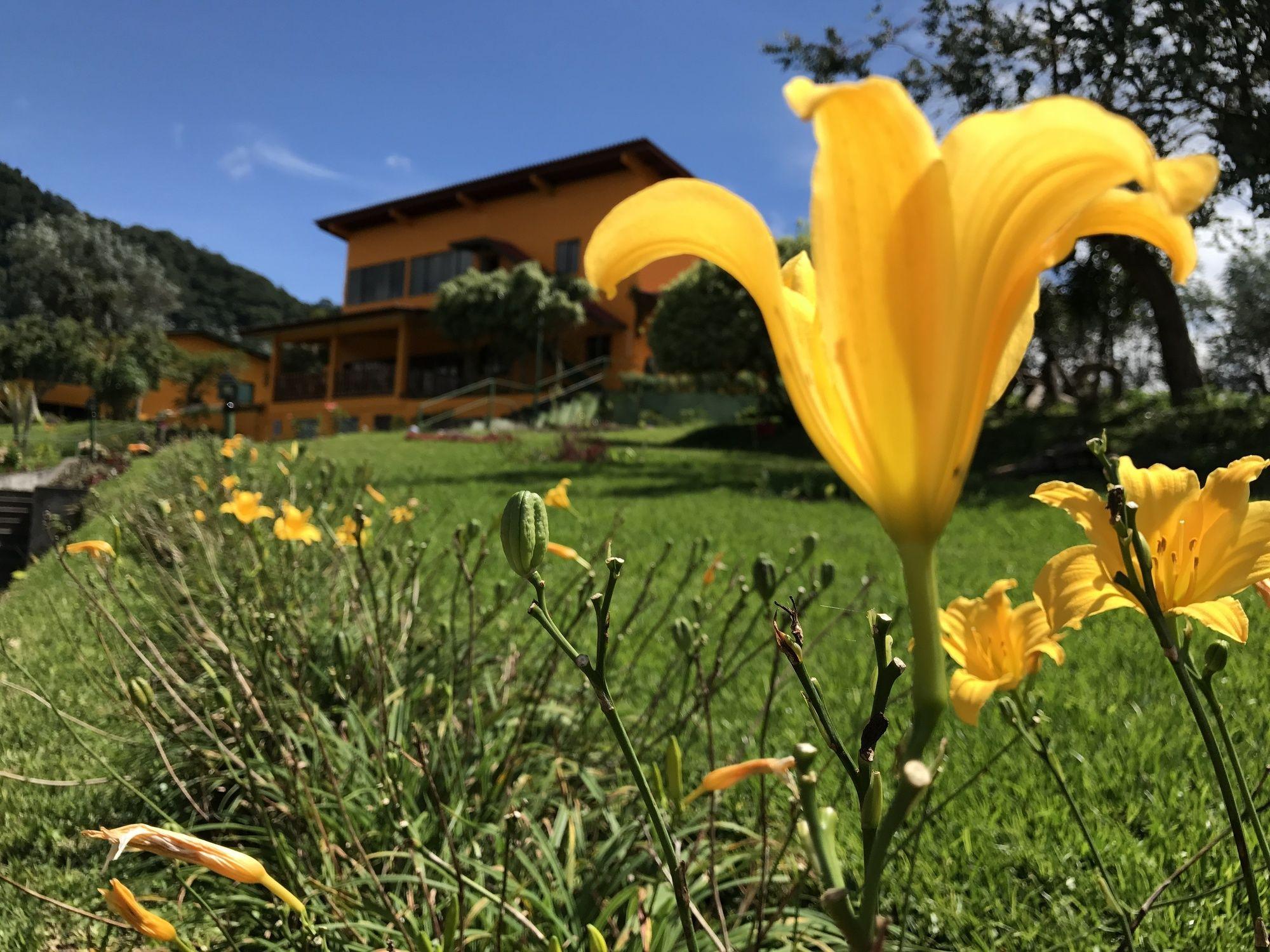 Santuario Lodge Agro-Hotel Букет Екстериор снимка